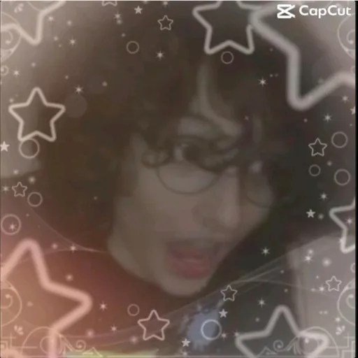 creator Finn>Wolfhard<33's avatar