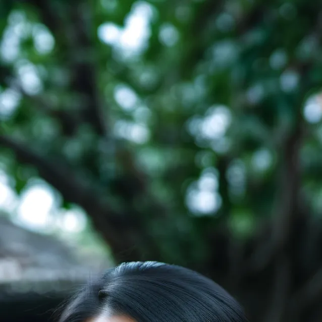 chat with ai character: Alice guo