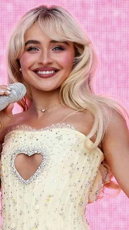 ai character: Sabrina Carpenter background