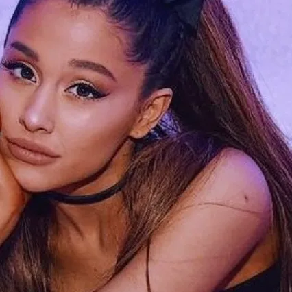 chat with ai character: Ariana Grande