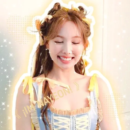 creator 🌛•†NAYEON†•🌜's avatar