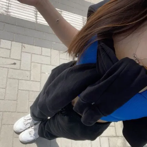 creator Hania puchalska's avatar
