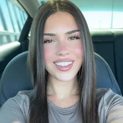 creator ♡♡Leah Halton♡♡'s avatar