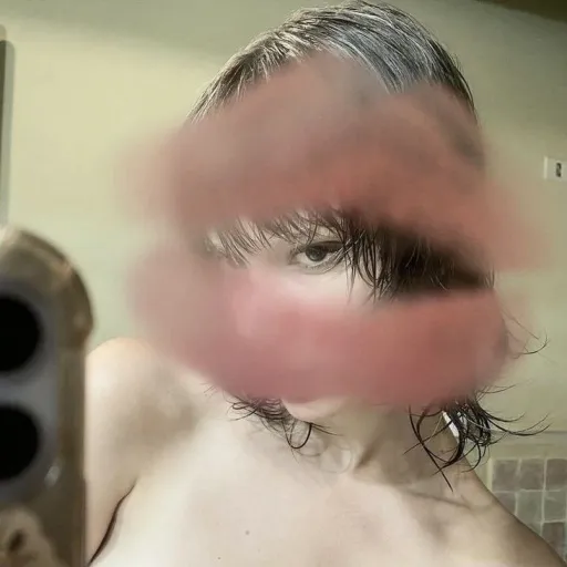 creator Cara Belle's avatar