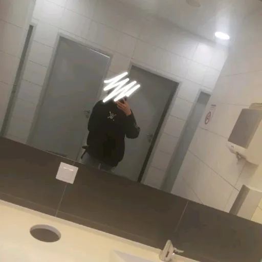 creator ItsukiW.'s avatar