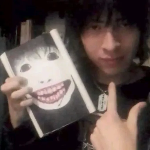 creator AXELLLL >:DD's avatar