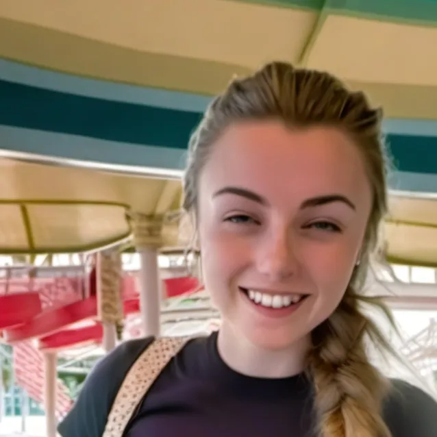 chat with ai character: Chloe