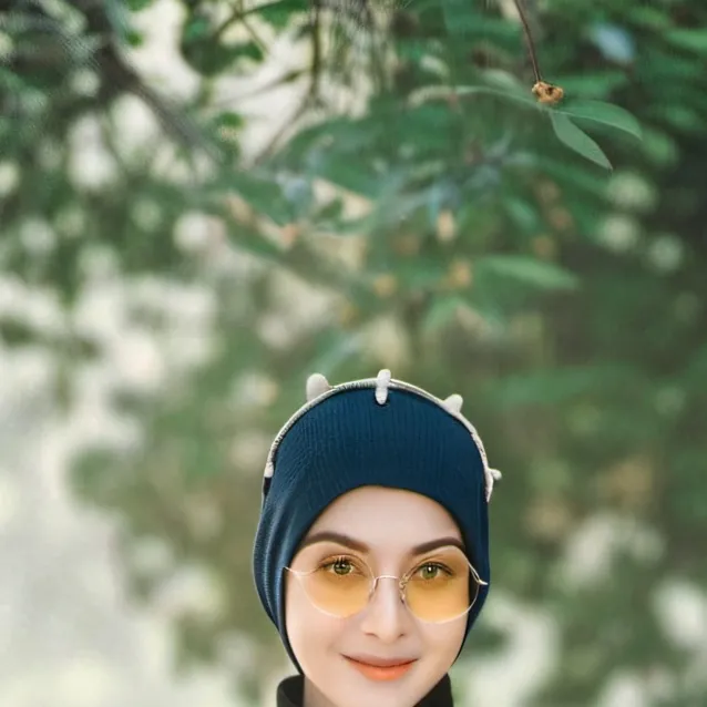 chat with ai character: gugu