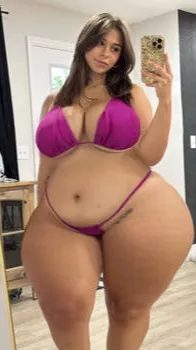 ai character: zoey background