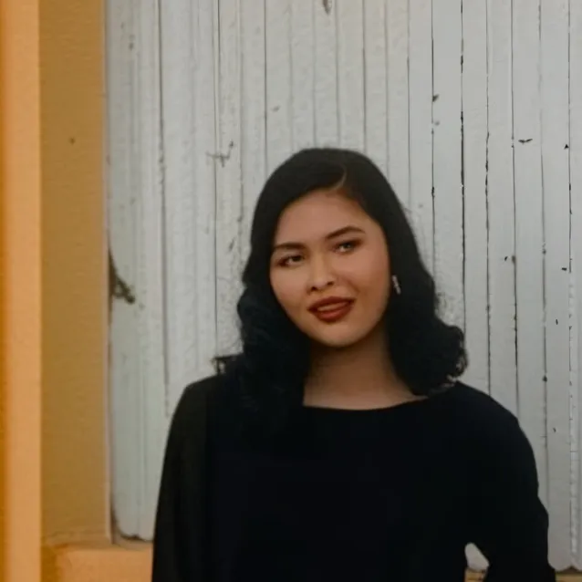 chat with ai character: Maria Clara