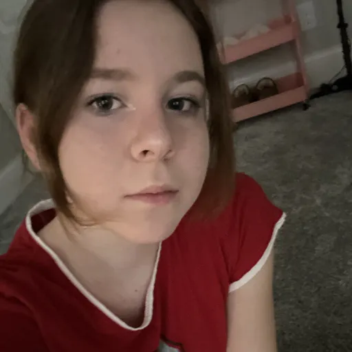 creator Lauren4's avatar