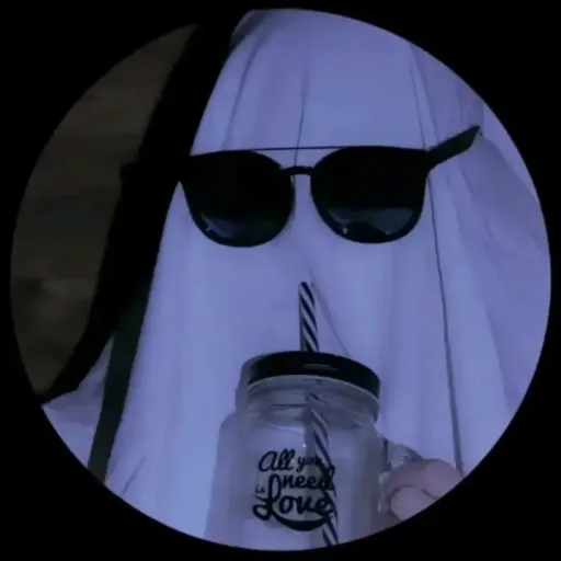 creator ghost play talkie👻's avatar