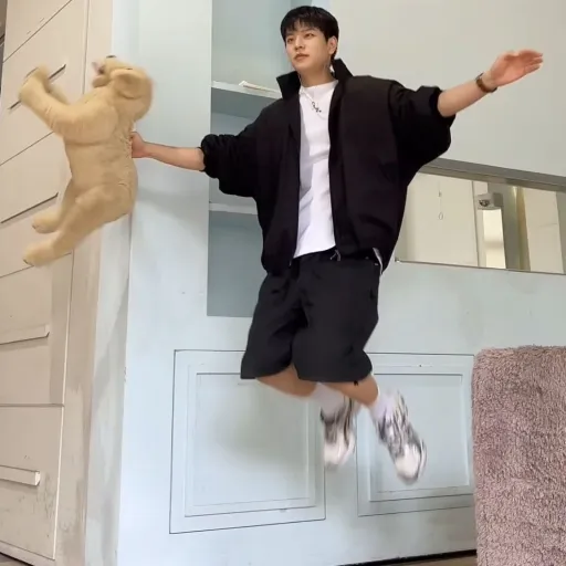 creator 𝖲𝖾𝗎𝗇𝗀min's avatar