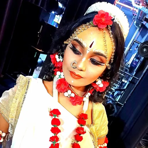 creator Yashila 😉's avatar