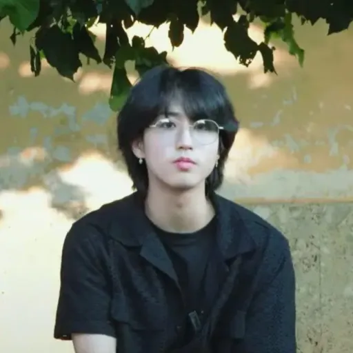 creator Yourlocalweirdo:'s avatar