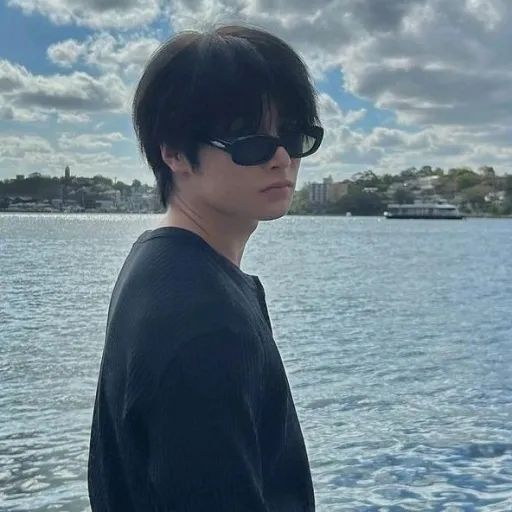 creator YangJJeongin's avatar