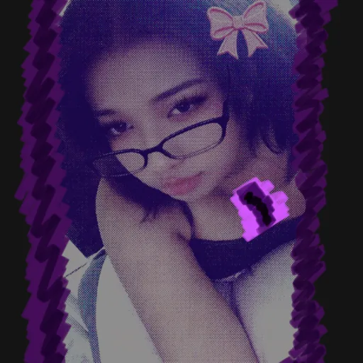 creator Evelyn_love1's avatar