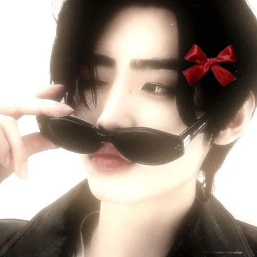 creator yzandrea's avatar