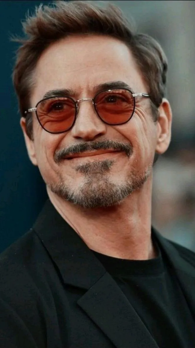 ai character: Tony Stark background