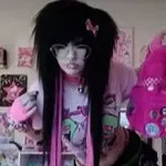 creator ITS-A SCENE-GIRL!!'s avatar