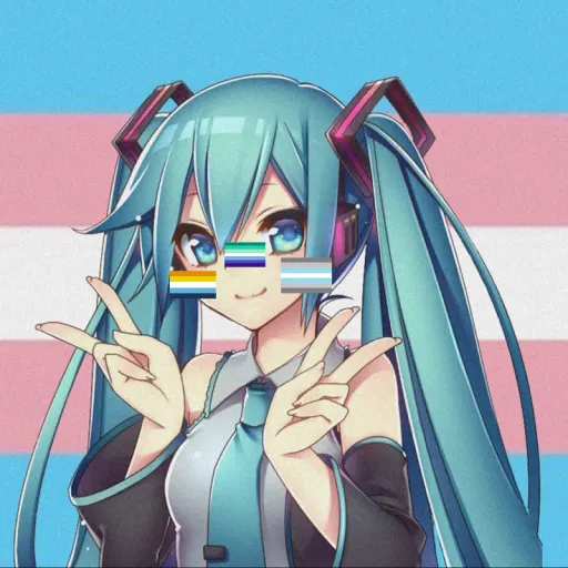 creator ♂️°transSaja°🍼's avatar