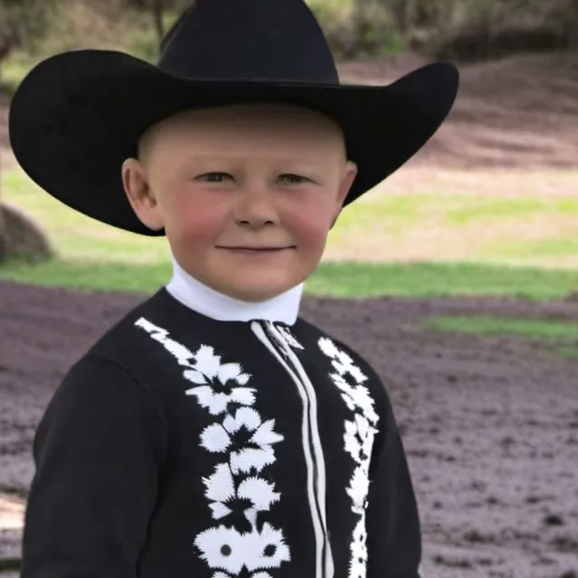 chat with ai character: Luke 