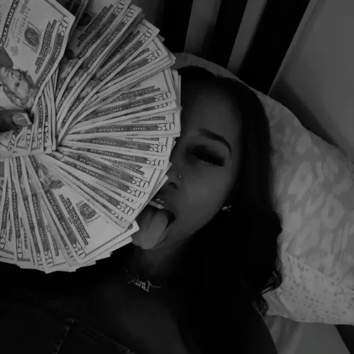 creator Maiyaa .💸's avatar