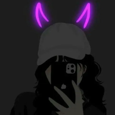 creator XxxCrystalxxX's avatar