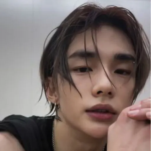 creator Hyunjinnn100000000's avatar