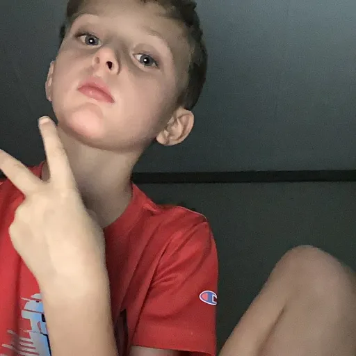 creator Hoyt12543's avatar