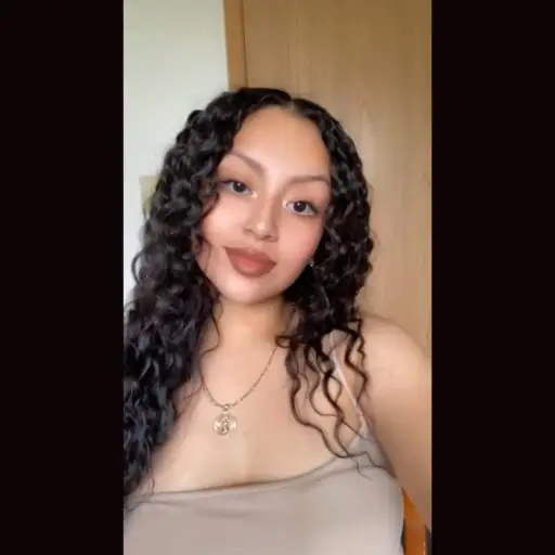 creator Marie✌️'s avatar
