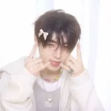 creator Sunghoon_luv's avatar