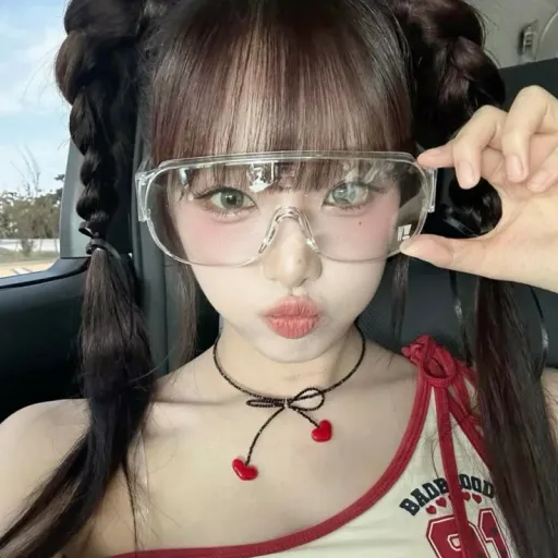 creator nugget mugger🎀's avatar