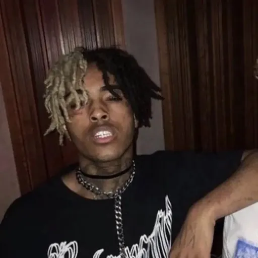 creator vampire muichiro's avatar