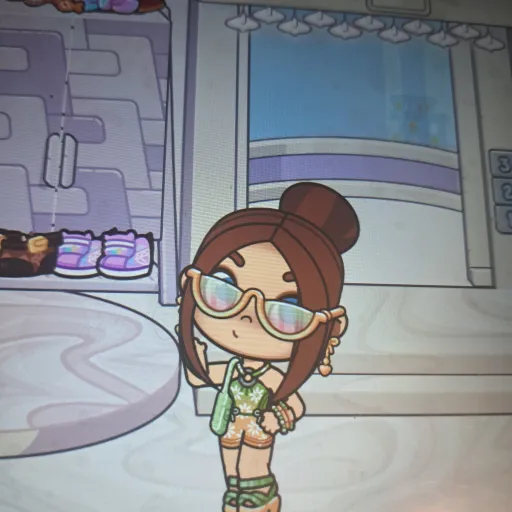creator Sarah world 🌎's avatar