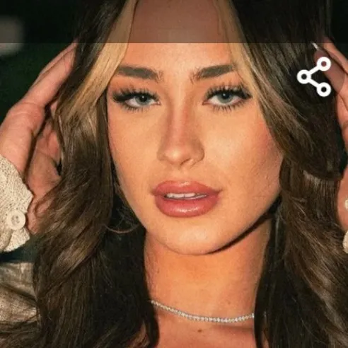 creator 💋AVA173638 💋's avatar