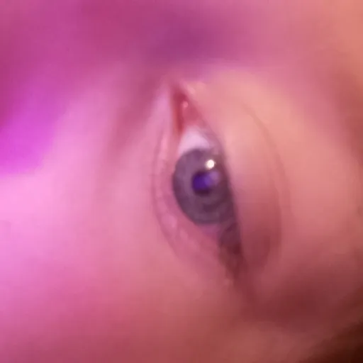 creator lily Wolf:3's avatar