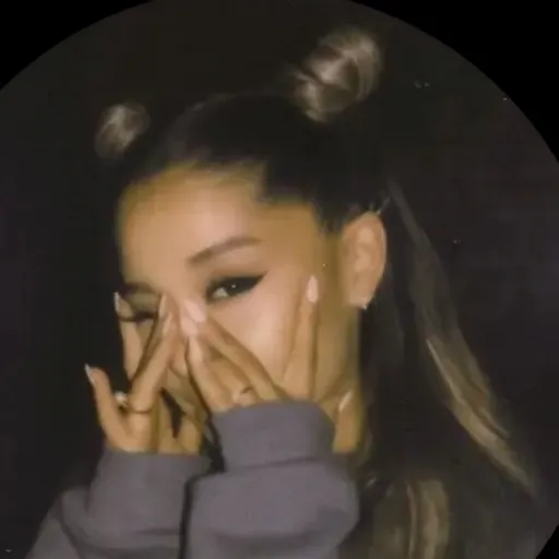 creator ✰Ariana Grande✰'s avatar