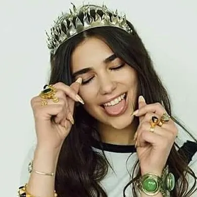 chat with ai character: Dua Lipa