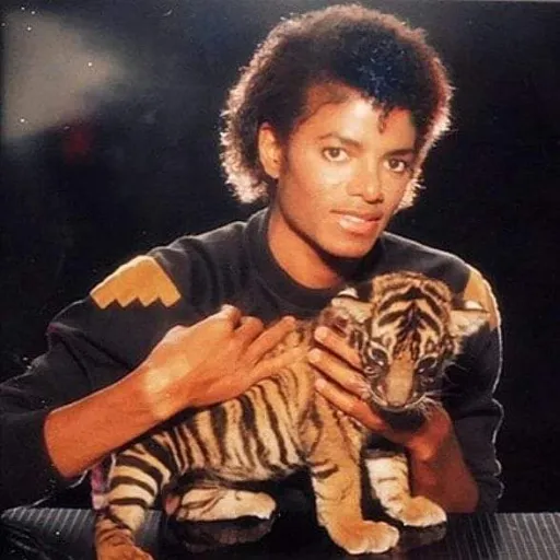 creator Michael-jackson745's avatar