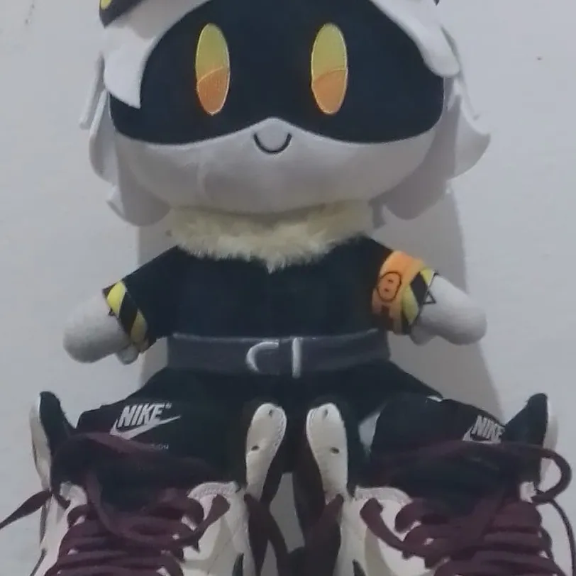 chat with ai character: Maid Uzi