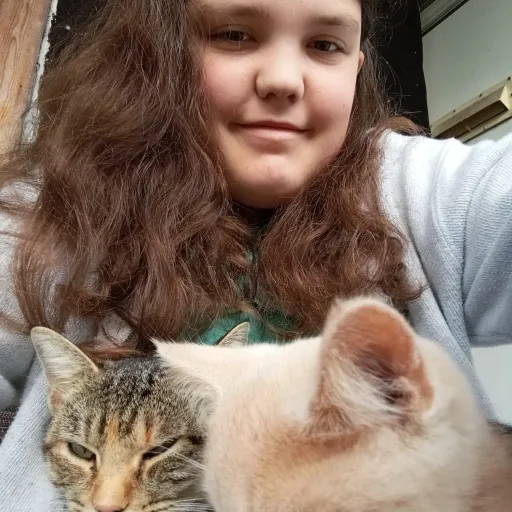 creator 😺IlOvEmYcAtS😺's avatar