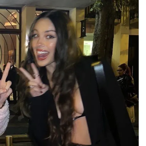 creator Isabella_cruz200's avatar