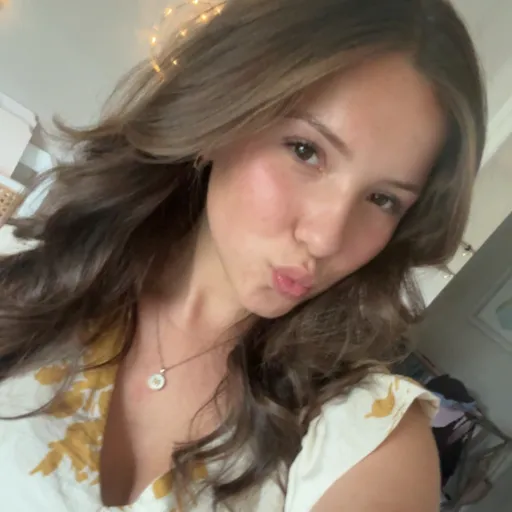 creator Maddielovesbaddies's avatar