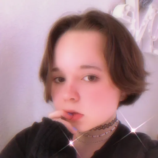creator Crazy emo cat lady's avatar