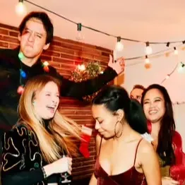 chat with ai character: CHRISTMASSSSSSSSSS