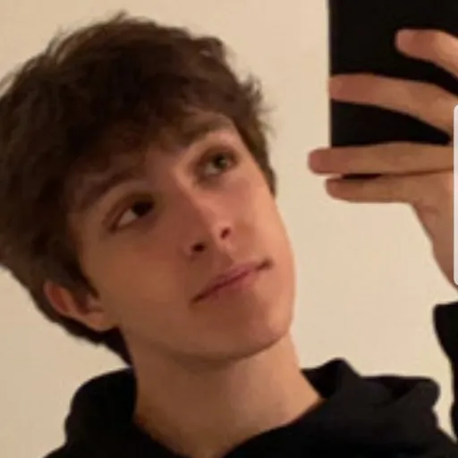 creator iker unzu fan's avatar