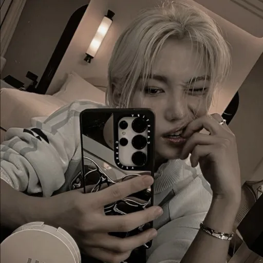 creator 𓇼𝓰𝓷𝓪𝓻𝓵yyy's avatar