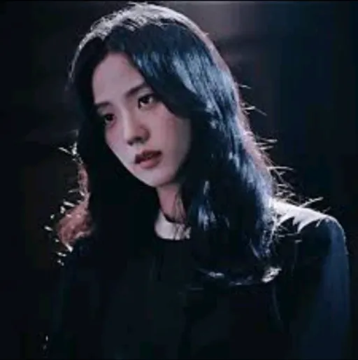 creator Kim Ji-soo ♫'s avatar