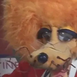 chat with ai character: Ludicrous Lion